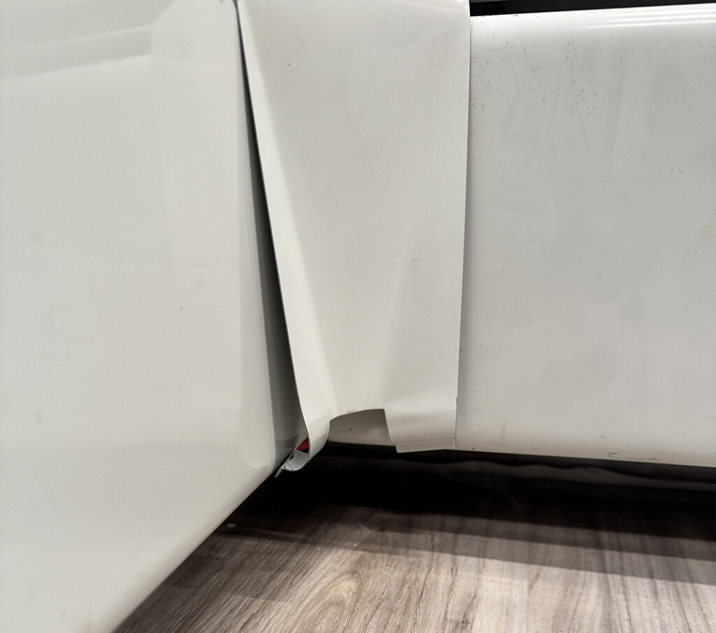 Corner piece won't attach